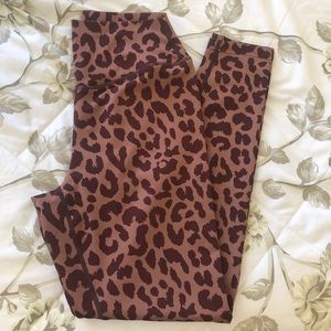 Balance Athletica leggings Dusk king cheetah